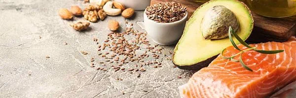 Descubre la importancia de las grasas en nuestra alimentación y las principales diferencias entre saturadas e insaturadas.